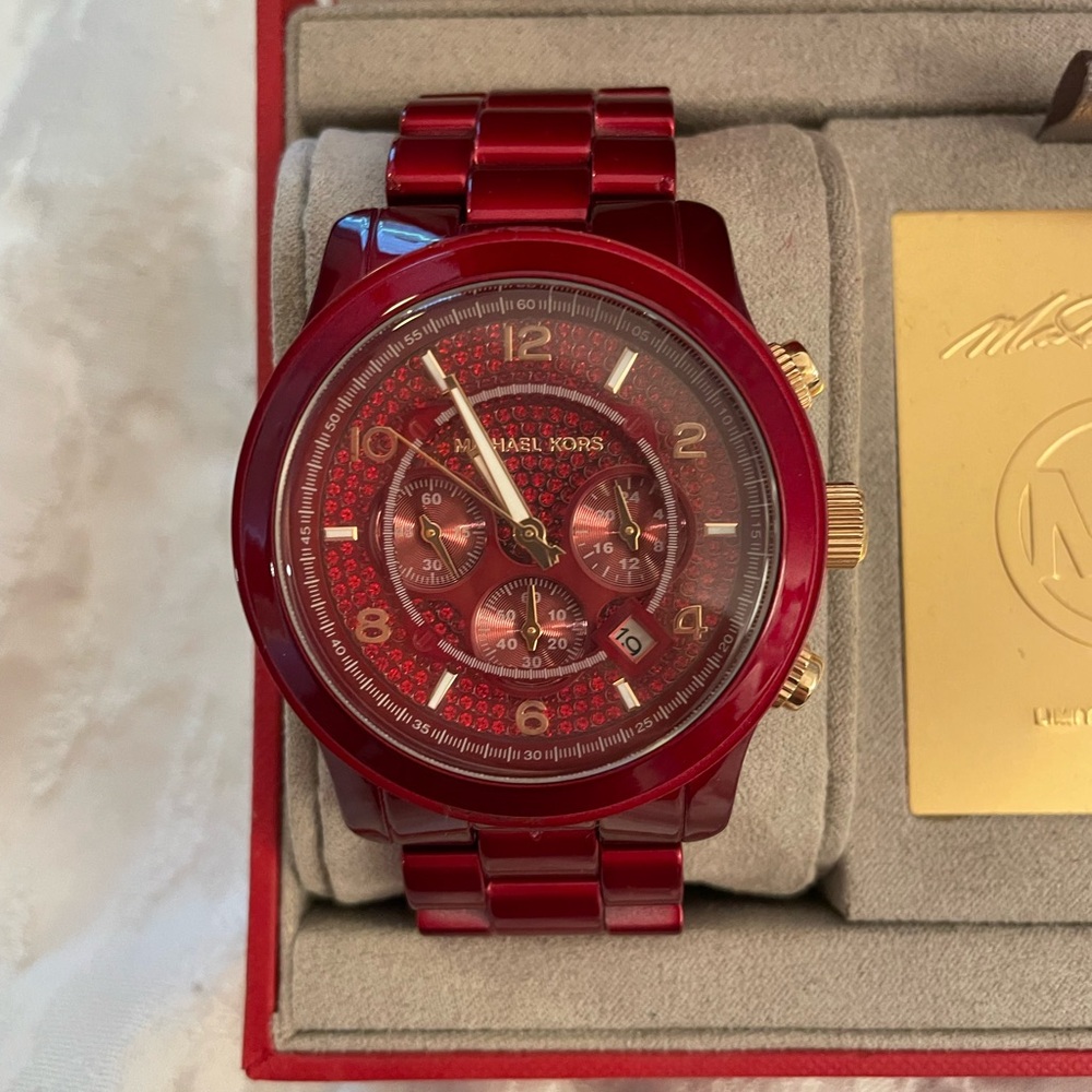 MK 8745 Limited Edition #254/500